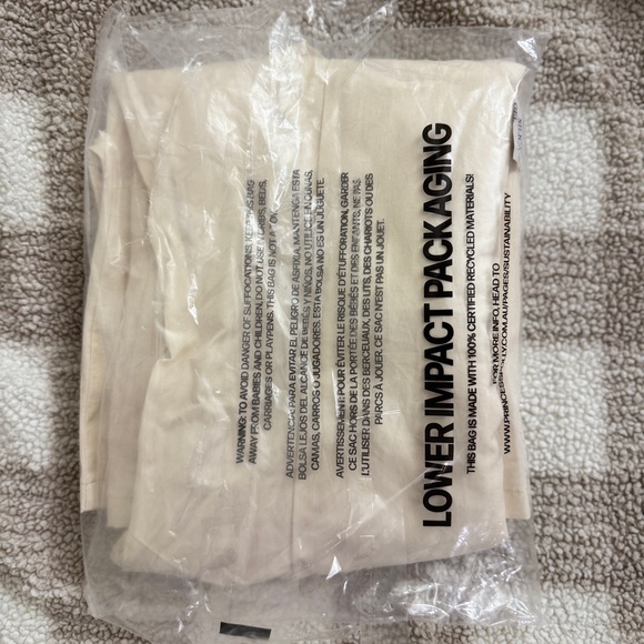 NWT Princess Polly Yumiko Romper - Cream, US 0/XS - Picture 6 of 8